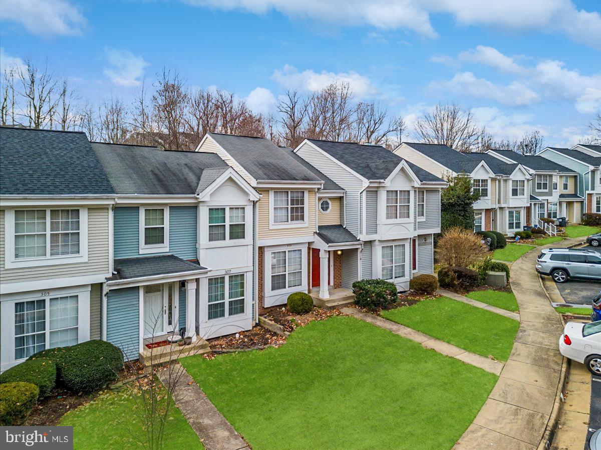 309 PROVIDENCE ST #309, STAFFORD, Virginia 22554, 2 Bedrooms Bedrooms, ,2 BathroomsBathrooms,Residential,For sale,309 PROVIDENCE ST #309,VAST2039966 MLS # VAST2039966