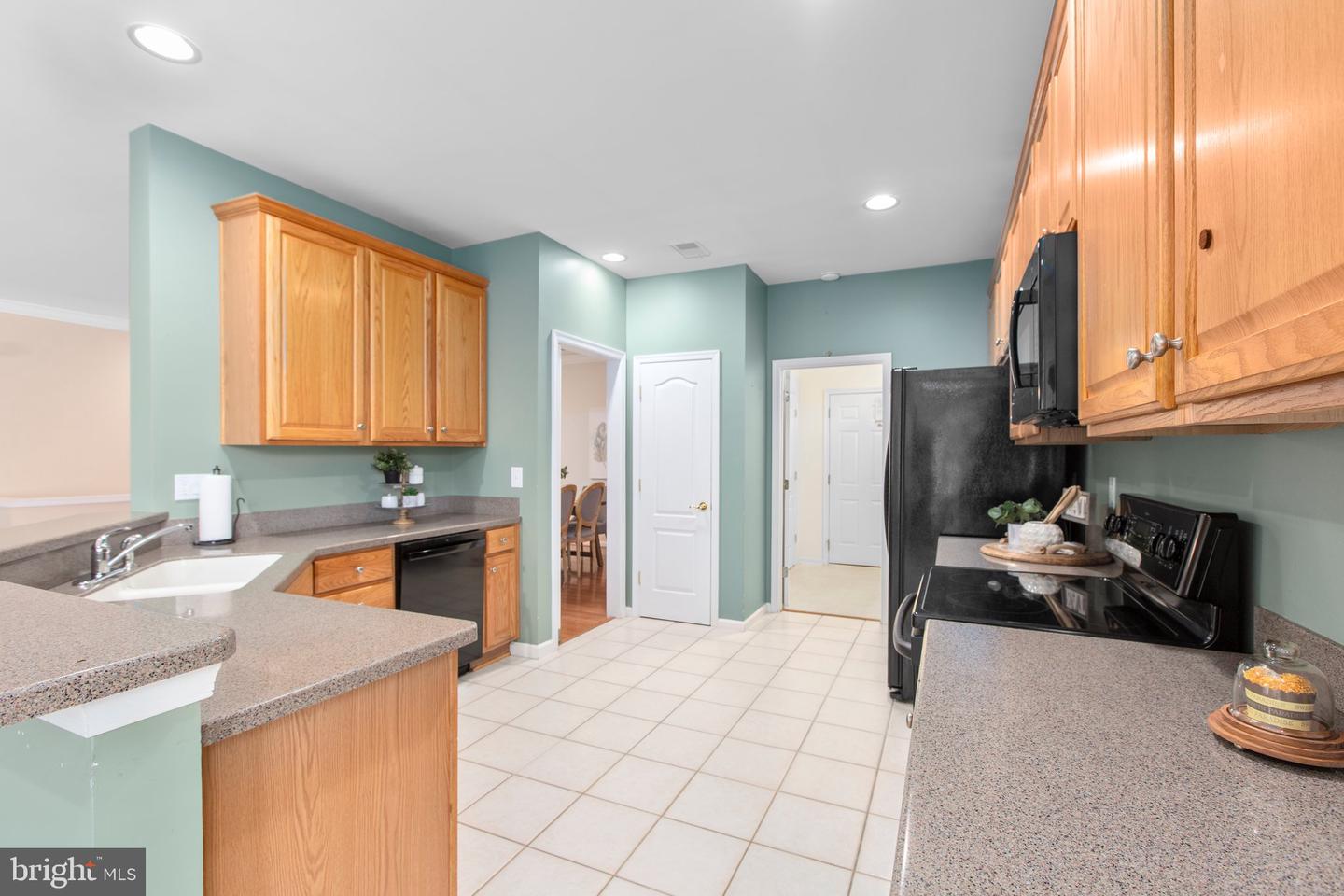 7 COVINGTON DR, FREDERICKSBURG, Virginia 22406, 3 Bedrooms Bedrooms, ,3 BathroomsBathrooms,Residential,For sale,7 COVINGTON DR,VAST2039978 MLS # VAST2039978