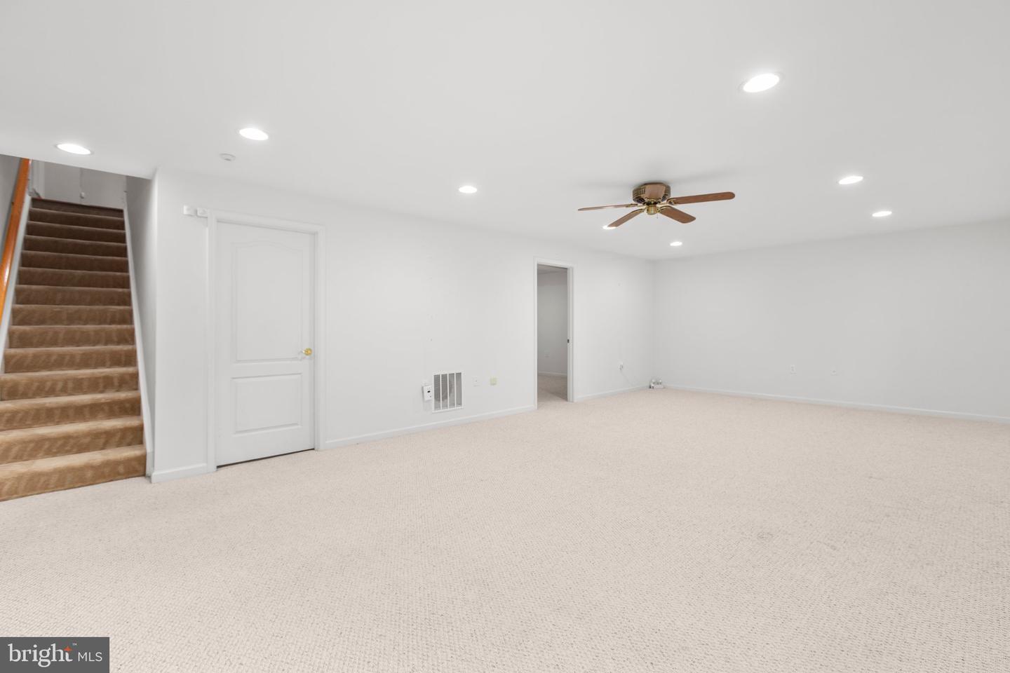 7 COVINGTON DR, FREDERICKSBURG, Virginia 22406, 3 Bedrooms Bedrooms, ,3 BathroomsBathrooms,Residential,For sale,7 COVINGTON DR,VAST2039978 MLS # VAST2039978