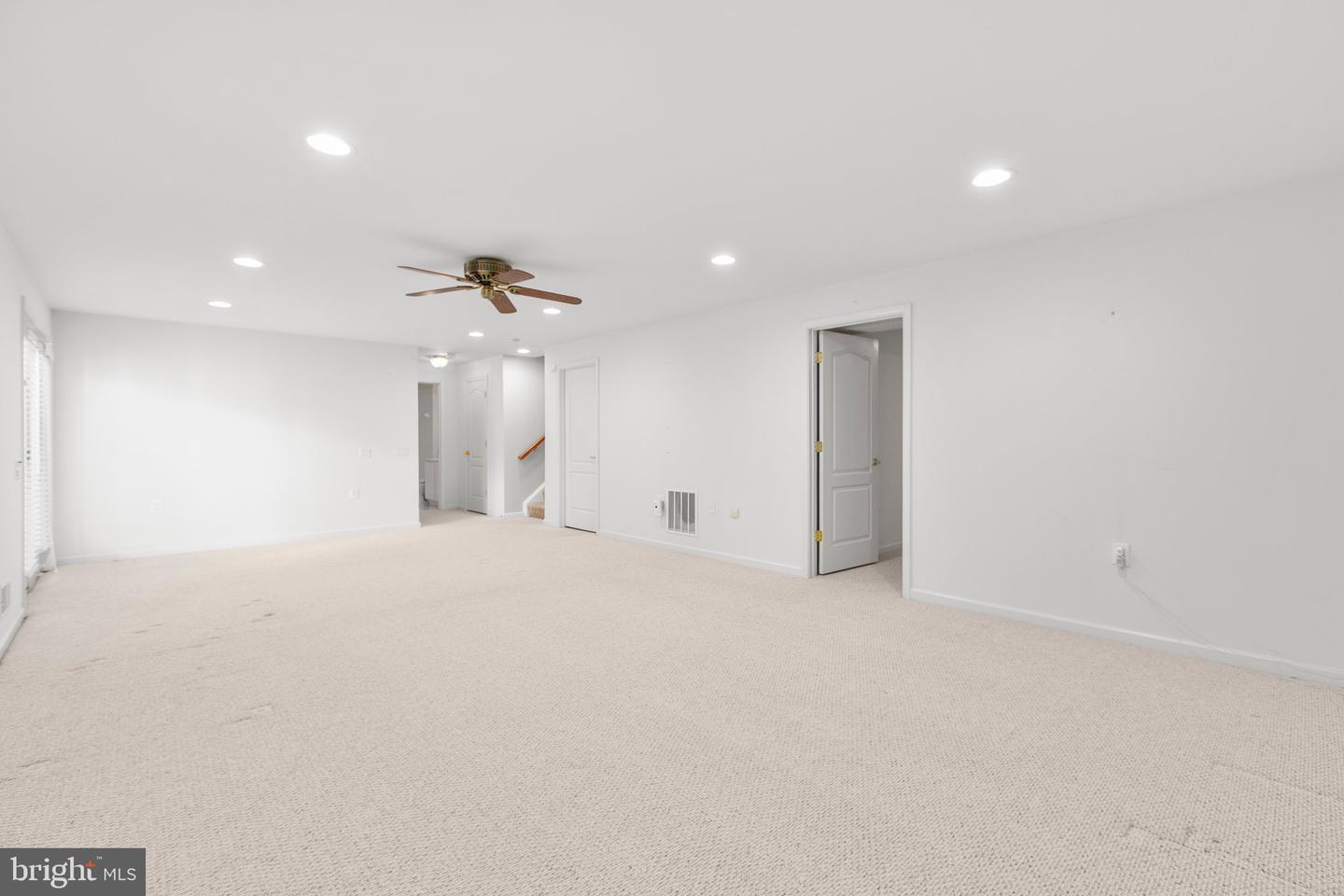 7 COVINGTON DR, FREDERICKSBURG, Virginia 22406, 3 Bedrooms Bedrooms, ,3 BathroomsBathrooms,Residential,For sale,7 COVINGTON DR,VAST2039978 MLS # VAST2039978