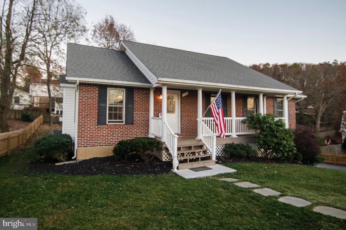 110 JAMESTOWN RD, FRONT ROYAL, Virginia 22630, 3 Bedrooms Bedrooms, ,3 BathroomsBathrooms,Residential,For sale,110 JAMESTOWN RD,VAWR2011526 MLS # VAWR2011526