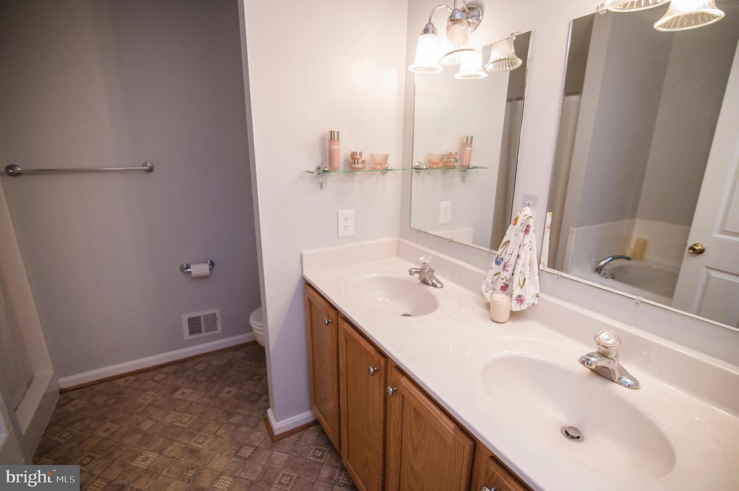 110 JAMESTOWN RD, FRONT ROYAL, Virginia 22630, 3 Bedrooms Bedrooms, ,3 BathroomsBathrooms,Residential,For sale,110 JAMESTOWN RD,VAWR2011526 MLS # VAWR2011526