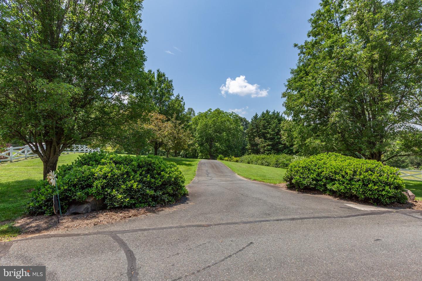 12520 PAIGE LN, FREDERICKSBURG, Virginia 22407, 4 Bedrooms Bedrooms, ,3 BathroomsBathrooms,Residential,For sale,12520 PAIGE LN,VASP2034090 MLS # VASP2034090