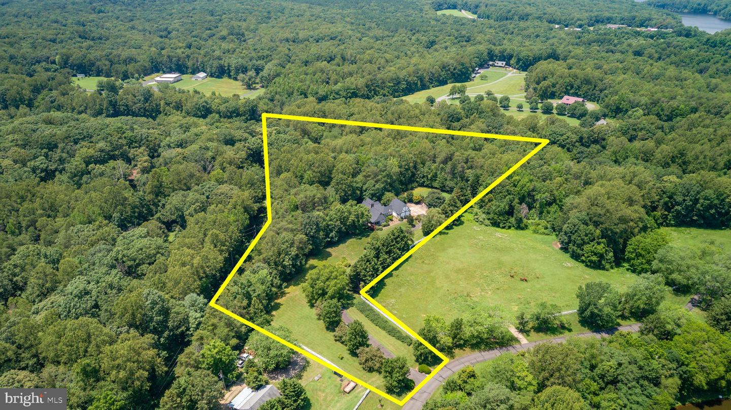 12520 PAIGE LN, FREDERICKSBURG, Virginia 22407, 4 Bedrooms Bedrooms, ,3 BathroomsBathrooms,Residential,For sale,12520 PAIGE LN,VASP2034090 MLS # VASP2034090
