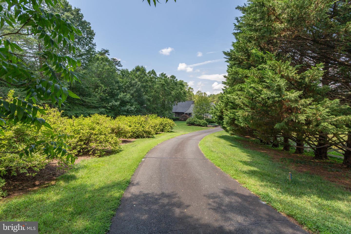 12520 PAIGE LN, FREDERICKSBURG, Virginia 22407, 4 Bedrooms Bedrooms, ,3 BathroomsBathrooms,Residential,For sale,12520 PAIGE LN,VASP2034090 MLS # VASP2034090