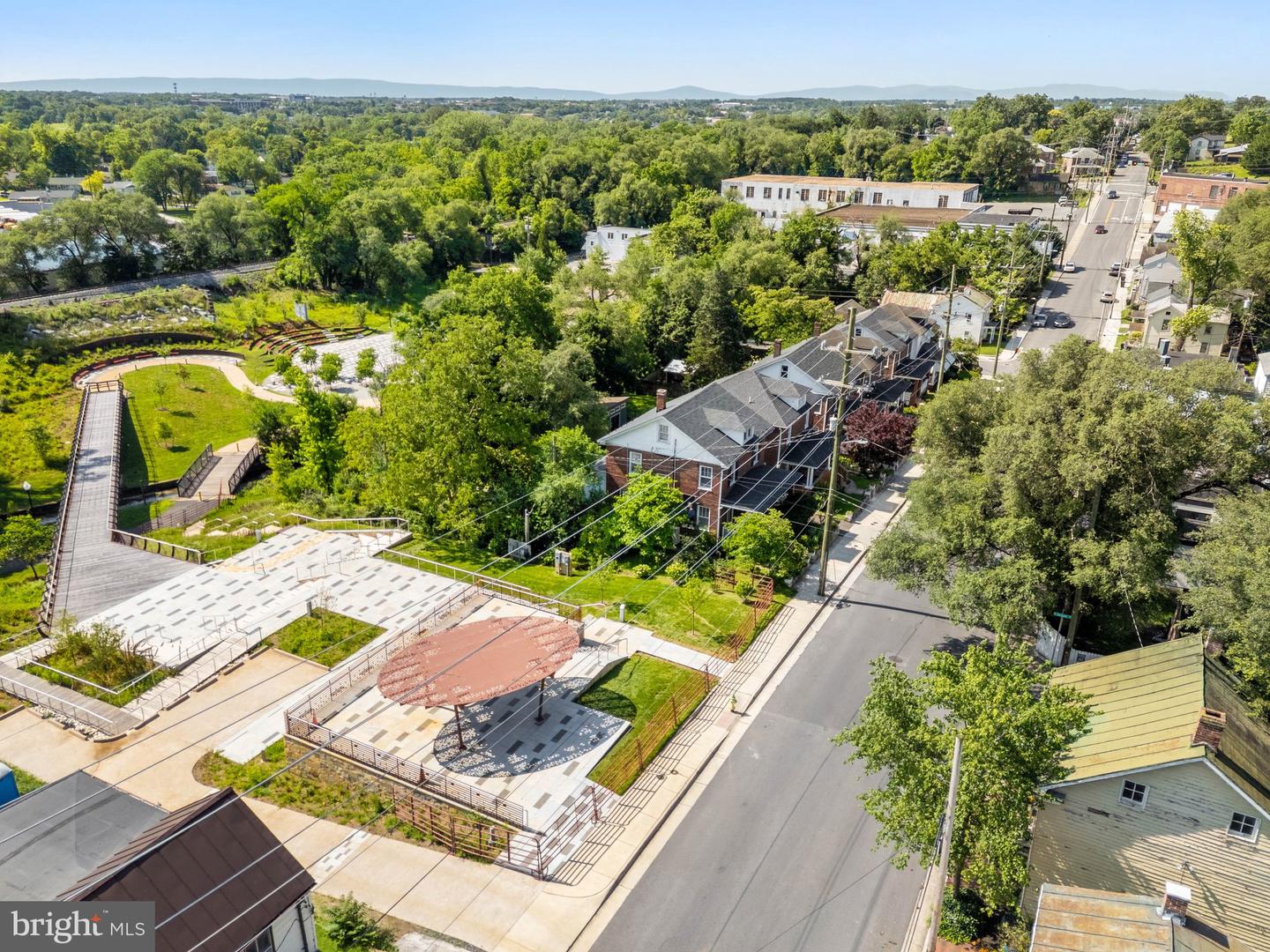 720 S KENT ST, WINCHESTER, Virginia 22601, 4 Bedrooms Bedrooms, ,2 BathroomsBathrooms,Residential,For sale,720 S KENT ST,VAWI2008008 MLS # VAWI2008008