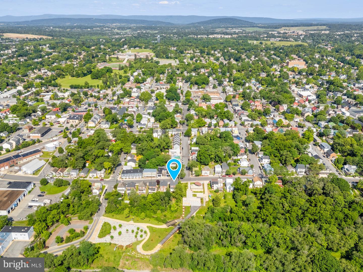 720 S KENT ST, WINCHESTER, Virginia 22601, 4 Bedrooms Bedrooms, ,2 BathroomsBathrooms,Residential,For sale,720 S KENT ST,VAWI2008008 MLS # VAWI2008008