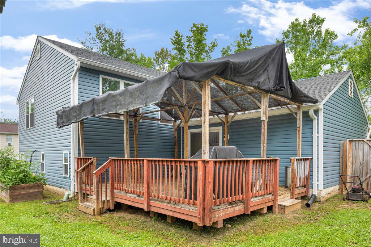 215 CHOPTANK RD, STAFFORD, Virginia 22556, 4 Bedrooms Bedrooms, ,3 BathroomsBathrooms,Residential,For sale,215 CHOPTANK RD,VAST2040068 MLS # VAST2040068
