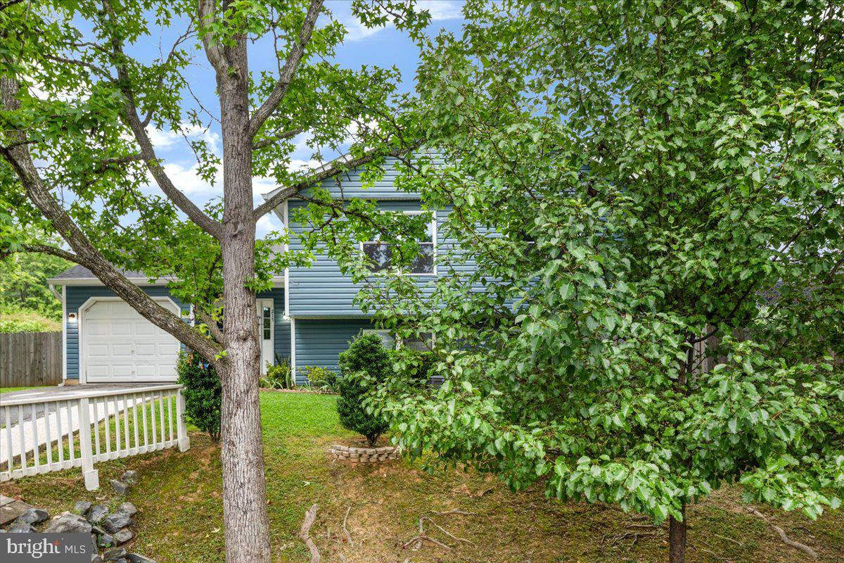 215 CHOPTANK RD, STAFFORD, Virginia 22556, 4 Bedrooms Bedrooms, ,3 BathroomsBathrooms,Residential,For sale,215 CHOPTANK RD,VAST2040068 MLS # VAST2040068