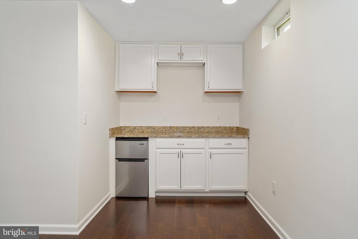 12910 ASHTON OAKS DR, FAIRFAX, Virginia 22030, 4 Bedrooms Bedrooms, ,3 BathroomsBathrooms,Residential,For sale,12910 ASHTON OAKS DR,VAFX2249396 MLS # VAFX2249396