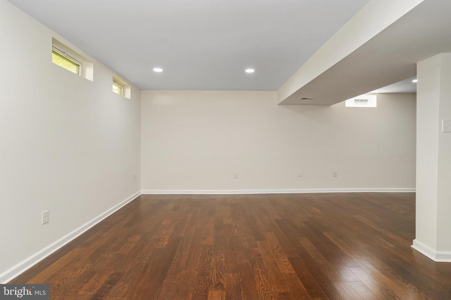 12910 ASHTON OAKS DR, FAIRFAX, Virginia 22030, 4 Bedrooms Bedrooms, ,3 BathroomsBathrooms,Residential,For sale,12910 ASHTON OAKS DR,VAFX2249396 MLS # VAFX2249396