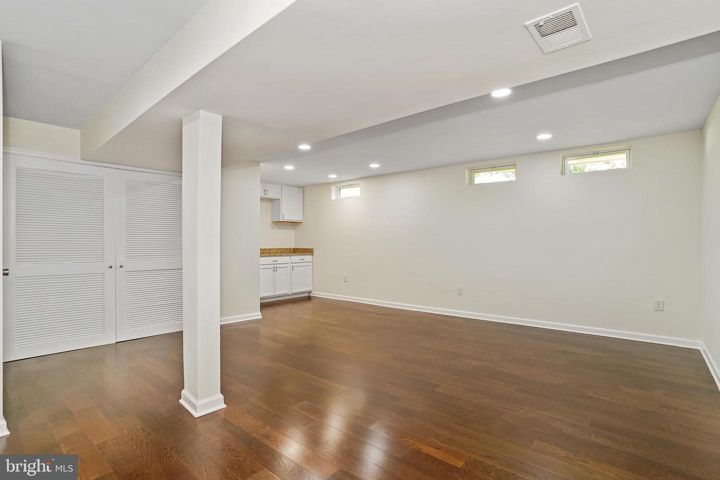 12910 ASHTON OAKS DR, FAIRFAX, Virginia 22030, 4 Bedrooms Bedrooms, ,3 BathroomsBathrooms,Residential,For sale,12910 ASHTON OAKS DR,VAFX2249396 MLS # VAFX2249396