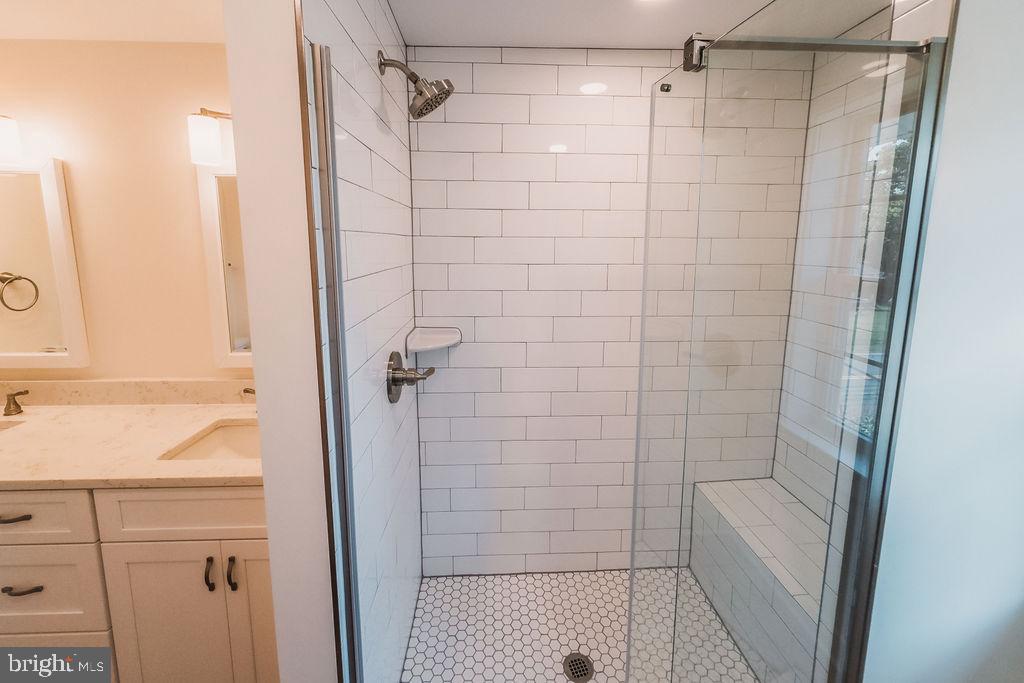 449 FALMOUTH ST, WARRENTON, Virginia 20186, 3 Bedrooms Bedrooms, ,2 BathroomsBathrooms,Residential,For sale,449 FALMOUTH ST,VAFQ2017156 MLS # VAFQ2017156