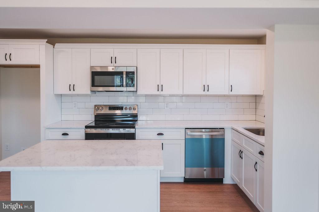 449 FALMOUTH ST, WARRENTON, Virginia 20186, 3 Bedrooms Bedrooms, ,2 BathroomsBathrooms,Residential,For sale,449 FALMOUTH ST,VAFQ2017156 MLS # VAFQ2017156