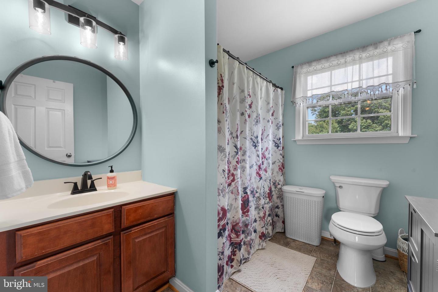 5302 SUMERDUCK RD, SUMERDUCK, Virginia 22742, 4 Bedrooms Bedrooms, ,2 BathroomsBathrooms,Residential,For sale,5302 SUMERDUCK RD,VAFQ2017170 MLS # VAFQ2017170