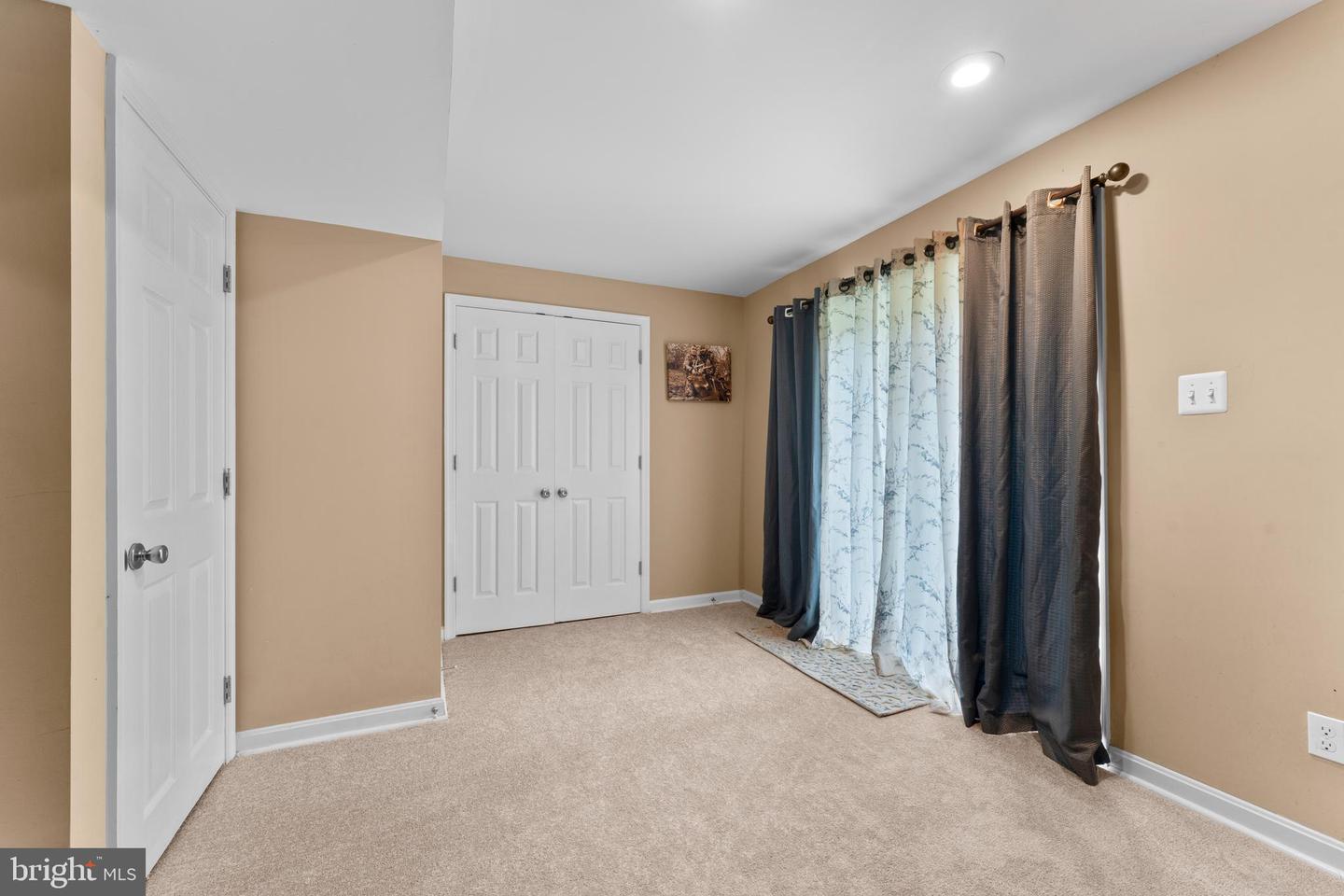 5302 SUMERDUCK RD, SUMERDUCK, Virginia 22742, 4 Bedrooms Bedrooms, ,2 BathroomsBathrooms,Residential,For sale,5302 SUMERDUCK RD,VAFQ2017170 MLS # VAFQ2017170