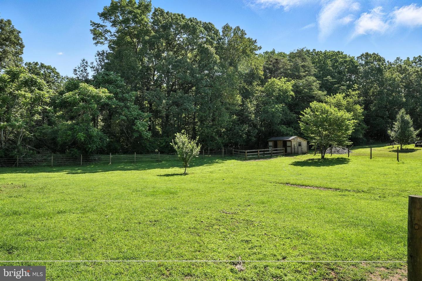 5302 SUMERDUCK RD, SUMERDUCK, Virginia 22742, 4 Bedrooms Bedrooms, ,2 BathroomsBathrooms,Residential,For sale,5302 SUMERDUCK RD,VAFQ2017170 MLS # VAFQ2017170