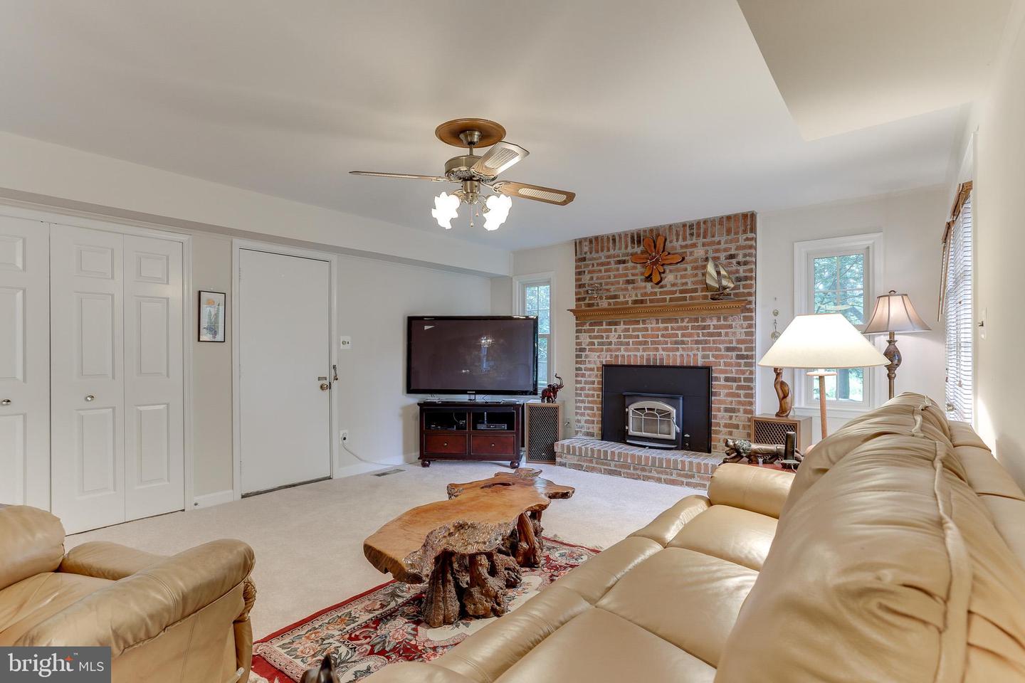 3630 ELDERBERRY PL, FAIRFAX, Virginia 22033, 5 Bedrooms Bedrooms, ,3 BathroomsBathrooms,Residential,For sale,3630 ELDERBERRY PL,VAFX2250478 MLS # VAFX2250478