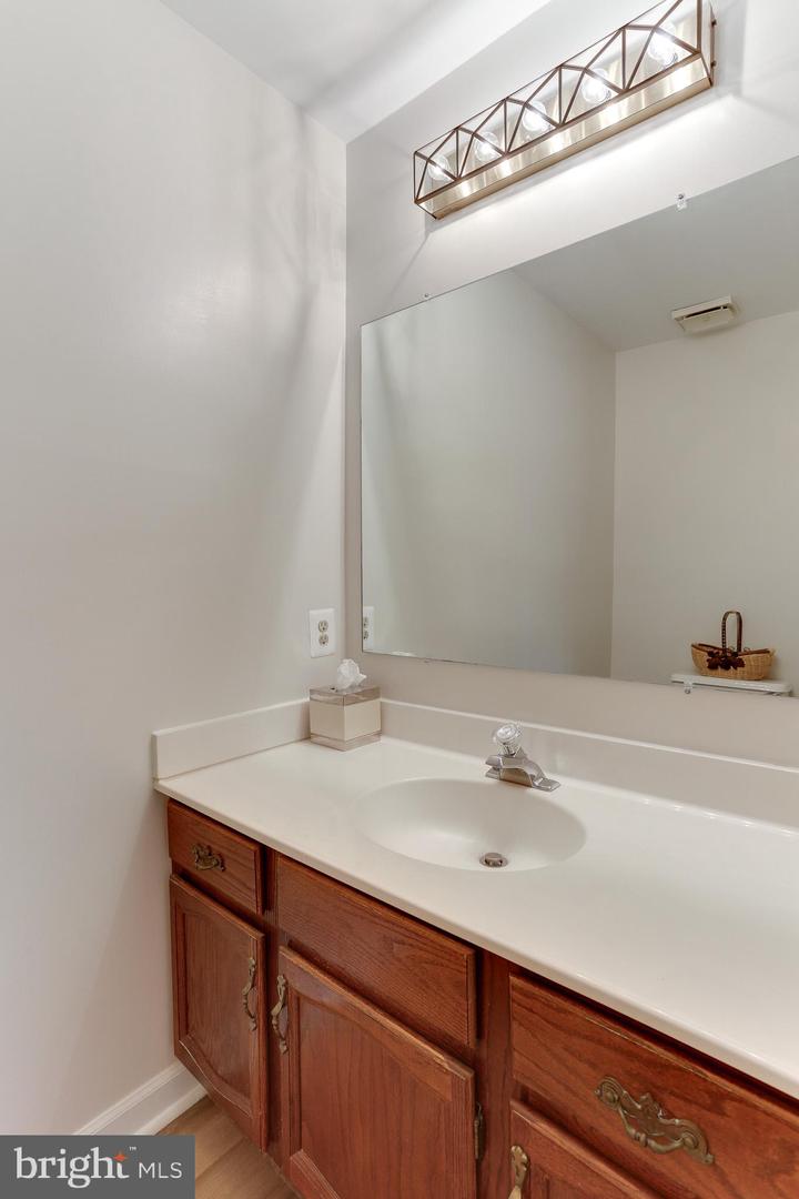 3630 ELDERBERRY PL, FAIRFAX, Virginia 22033, 5 Bedrooms Bedrooms, ,3 BathroomsBathrooms,Residential,For sale,3630 ELDERBERRY PL,VAFX2250478 MLS # VAFX2250478