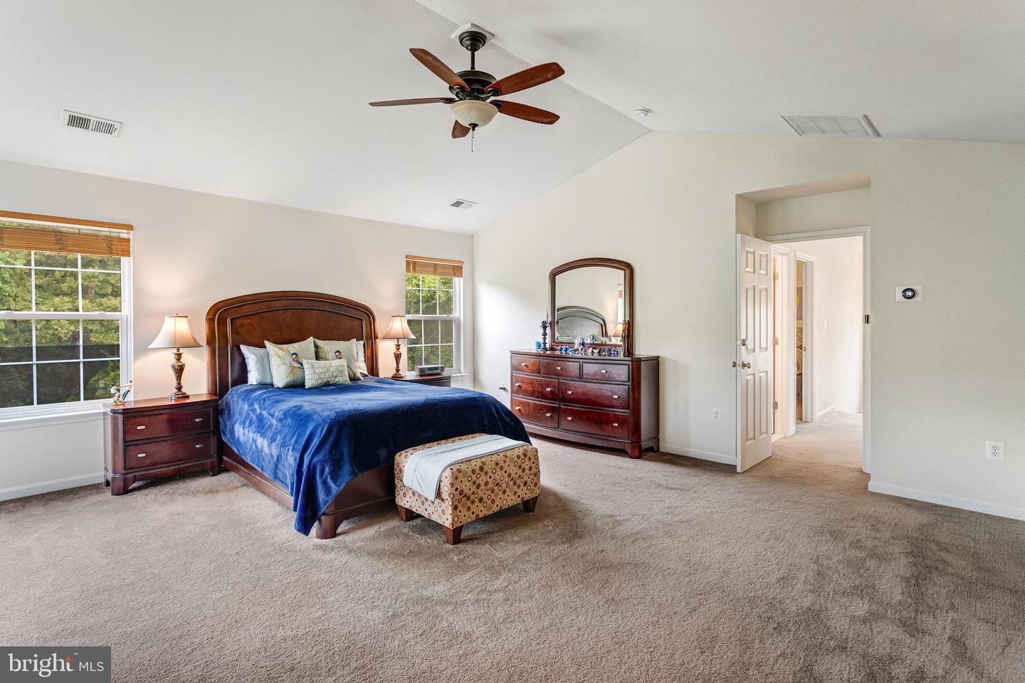 16280 EAGLE FLIGHT CIR, WOODBRIDGE, Virginia 22191, 5 Bedrooms Bedrooms, ,3 BathroomsBathrooms,Residential,For sale,16280 EAGLE FLIGHT CIR,VAPW2097948 MLS # VAPW2097948