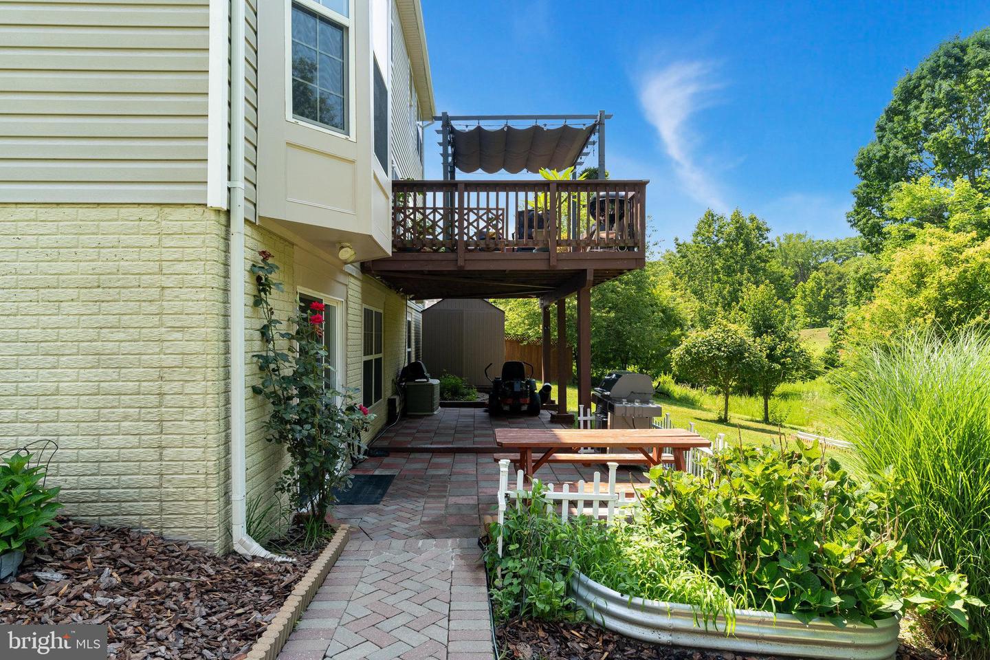 16280 EAGLE FLIGHT CIR, WOODBRIDGE, Virginia 22191, 5 Bedrooms Bedrooms, ,3 BathroomsBathrooms,Residential,For sale,16280 EAGLE FLIGHT CIR,VAPW2097948 MLS # VAPW2097948