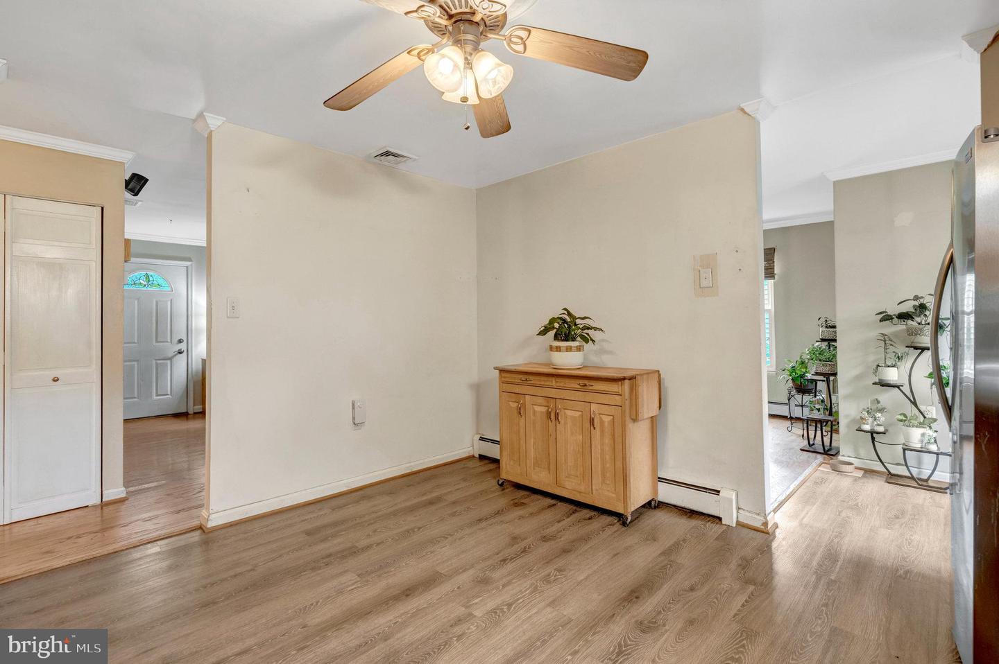 719 N BELFORT ST, STERLING, Virginia 20164, 3 Bedrooms Bedrooms, ,2 BathroomsBathrooms,Residential,For sale,719 N BELFORT ST,VALO2100562 MLS # VALO2100562
