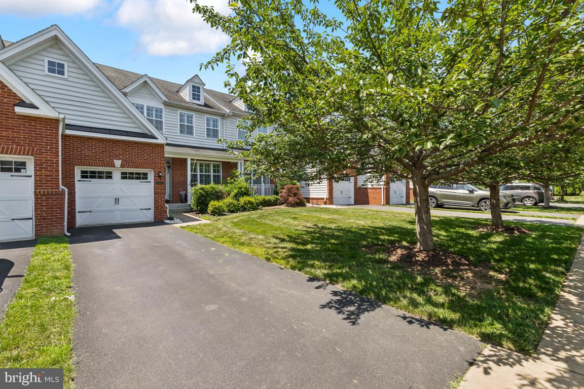 15447 PAINTERS COVE WAY, HAYMARKET, Virginia 20169, 3 Bedrooms Bedrooms, ,3 BathroomsBathrooms,Residential,For sale,15447 PAINTERS COVE WAY,VAPW2098034 MLS # VAPW2098034
