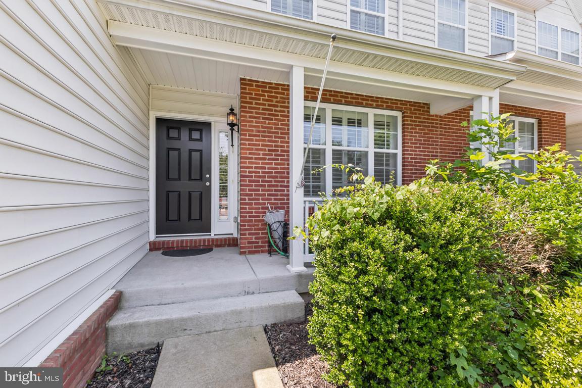 15447 PAINTERS COVE WAY, HAYMARKET, Virginia 20169, 3 Bedrooms Bedrooms, ,3 BathroomsBathrooms,Residential,For sale,15447 PAINTERS COVE WAY,VAPW2098034 MLS # VAPW2098034