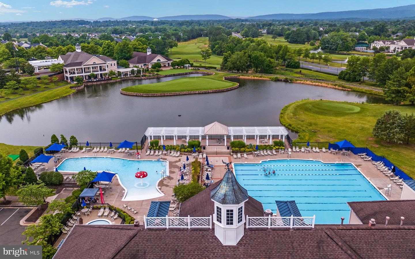 15447 PAINTERS COVE WAY, HAYMARKET, Virginia 20169, 3 Bedrooms Bedrooms, ,3 BathroomsBathrooms,Residential,For sale,15447 PAINTERS COVE WAY,VAPW2098034 MLS # VAPW2098034
