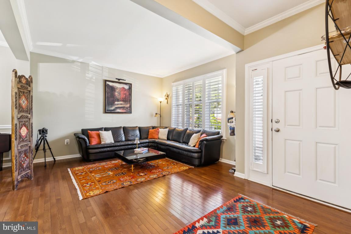15447 PAINTERS COVE WAY, HAYMARKET, Virginia 20169, 3 Bedrooms Bedrooms, ,3 BathroomsBathrooms,Residential,For sale,15447 PAINTERS COVE WAY,VAPW2098034 MLS # VAPW2098034