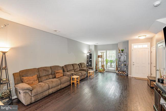 206 SHIELDS RD, STAFFORD, Virginia 22554, 3 Bedrooms Bedrooms, 3 Rooms Rooms,2 BathroomsBathrooms,Residential,For sale,206 SHIELDS RD,VAST2040290 MLS # VAST2040290