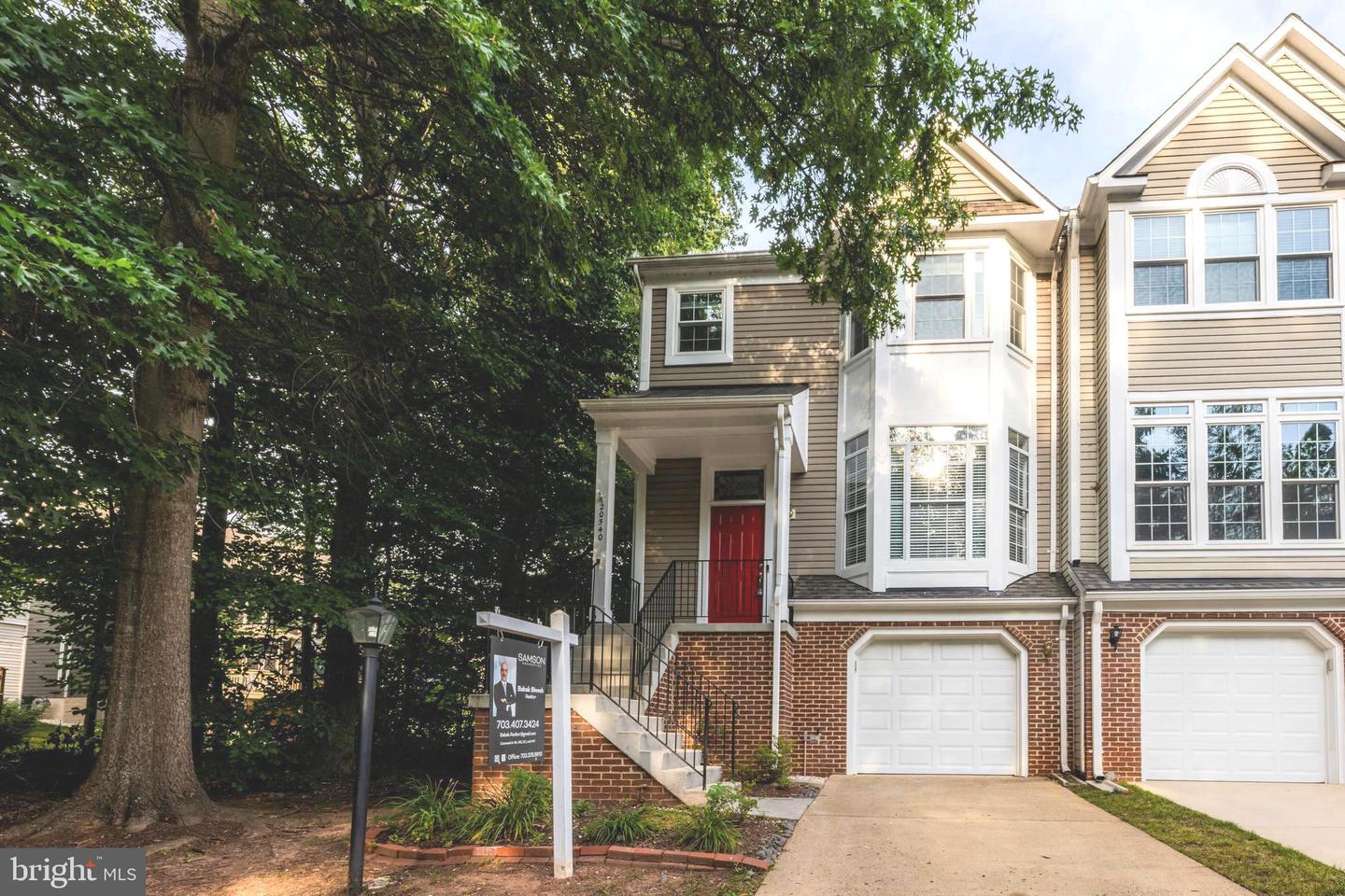 20540 WAKE TER, STERLING, Virginia 20165, 3 Bedrooms Bedrooms, ,3 BathroomsBathrooms,Residential,For sale,20540 WAKE TER,VALO2100708 MLS # VALO2100708