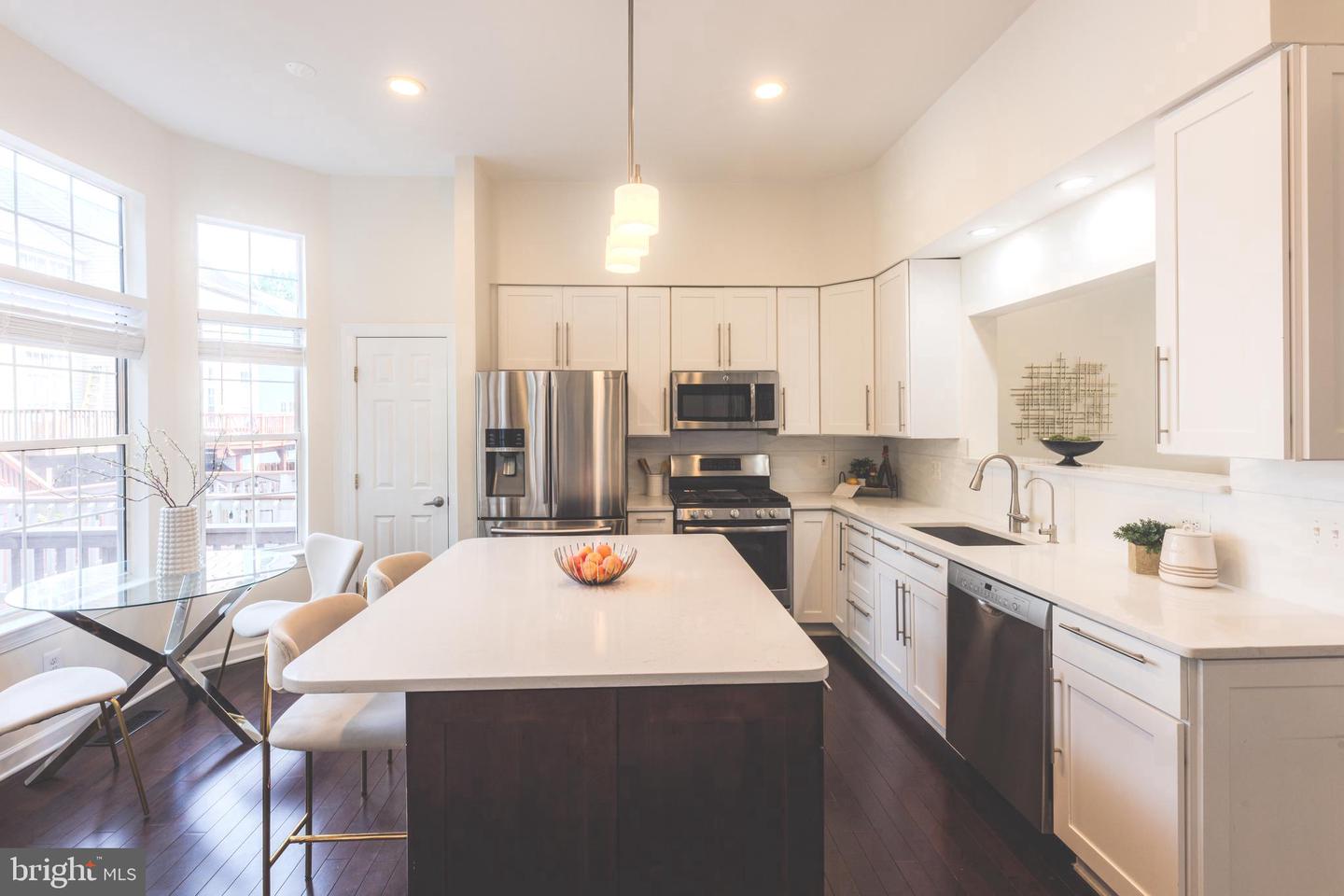 20540 WAKE TER, STERLING, Virginia 20165, 3 Bedrooms Bedrooms, ,3 BathroomsBathrooms,Residential,For sale,20540 WAKE TER,VALO2100708 MLS # VALO2100708