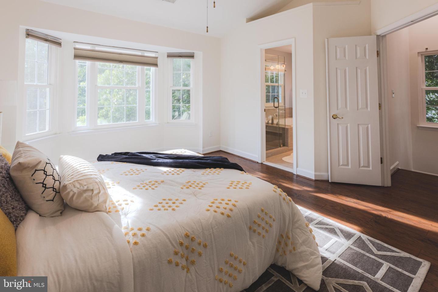 20540 WAKE TER, STERLING, Virginia 20165, 3 Bedrooms Bedrooms, ,3 BathroomsBathrooms,Residential,For sale,20540 WAKE TER,VALO2100708 MLS # VALO2100708