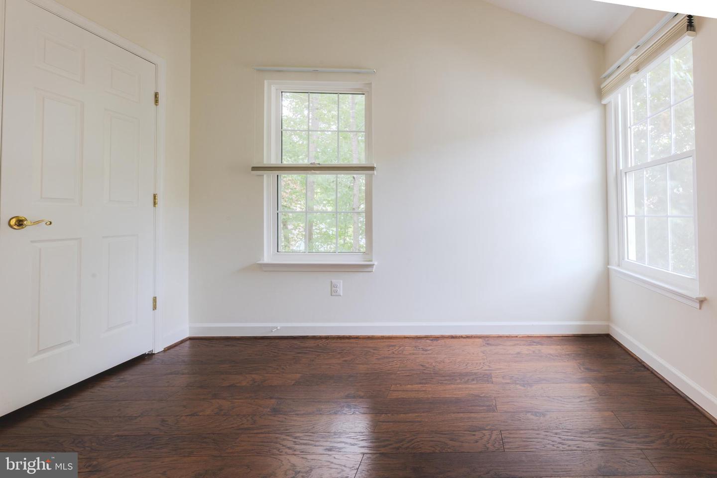 20540 WAKE TER, STERLING, Virginia 20165, 3 Bedrooms Bedrooms, ,3 BathroomsBathrooms,Residential,For sale,20540 WAKE TER,VALO2100708 MLS # VALO2100708