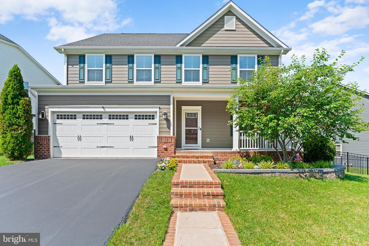 2307 SWEET PEPPERBRUSH LOOP, DUMFRIES, Virginia 22026, 4 Bedrooms Bedrooms, ,4 BathroomsBathrooms,Residential,For sale,2307 SWEET PEPPERBRUSH LOOP,VAPW2098178 MLS # VAPW2098178