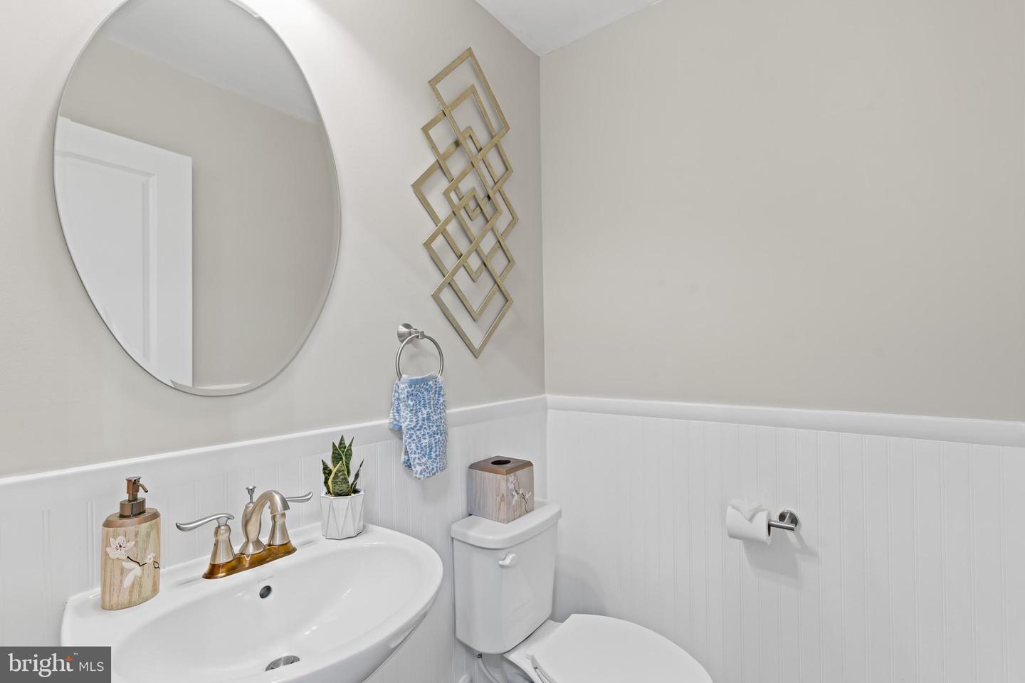 2307 SWEET PEPPERBRUSH LOOP, DUMFRIES, Virginia 22026, 4 Bedrooms Bedrooms, ,4 BathroomsBathrooms,Residential,For sale,2307 SWEET PEPPERBRUSH LOOP,VAPW2098178 MLS # VAPW2098178