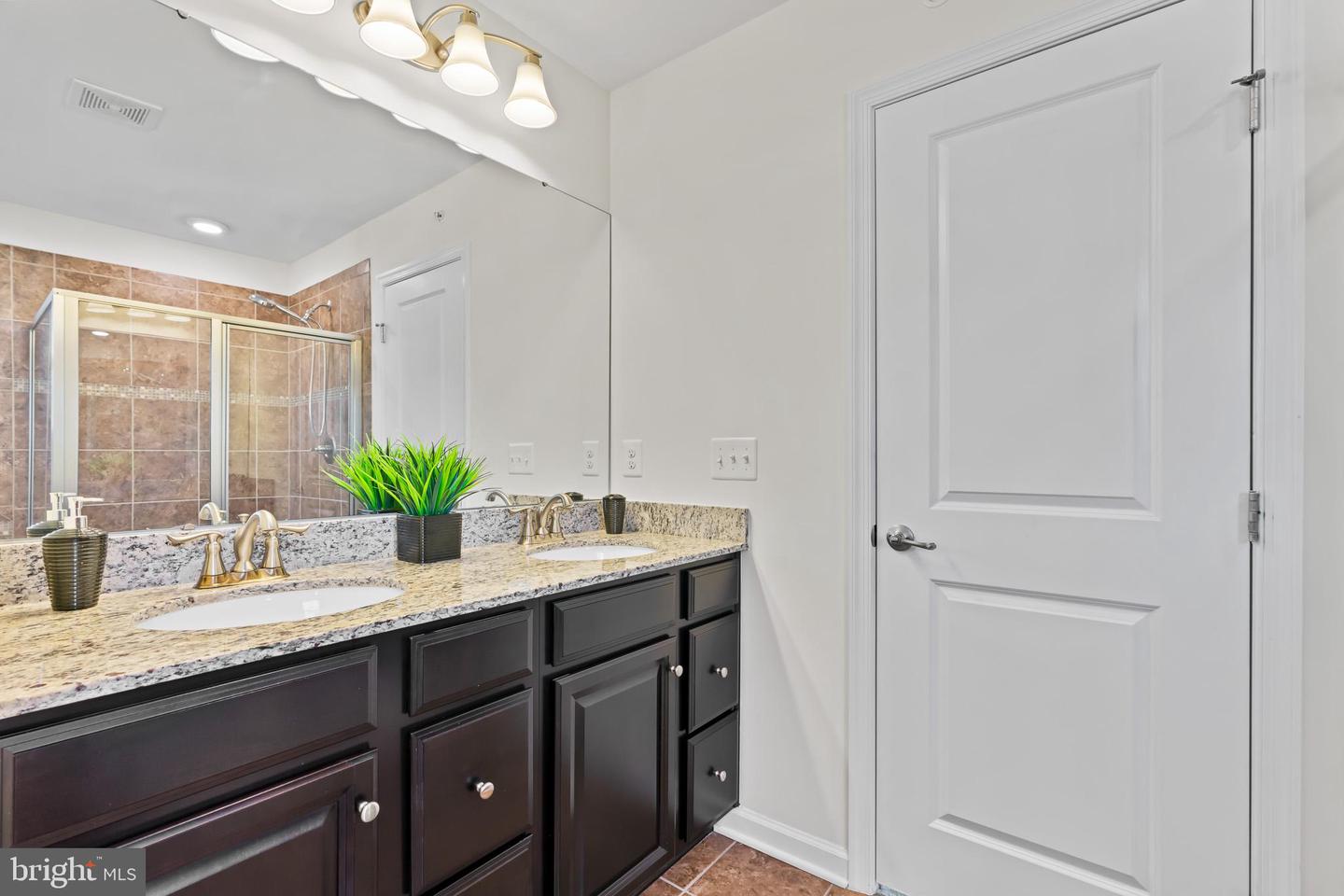 2307 SWEET PEPPERBRUSH LOOP, DUMFRIES, Virginia 22026, 4 Bedrooms Bedrooms, ,4 BathroomsBathrooms,Residential,For sale,2307 SWEET PEPPERBRUSH LOOP,VAPW2098178 MLS # VAPW2098178