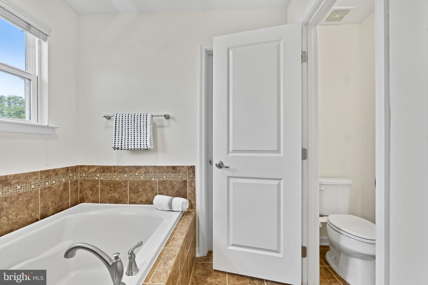 2307 SWEET PEPPERBRUSH LOOP, DUMFRIES, Virginia 22026, 4 Bedrooms Bedrooms, ,4 BathroomsBathrooms,Residential,For sale,2307 SWEET PEPPERBRUSH LOOP,VAPW2098178 MLS # VAPW2098178