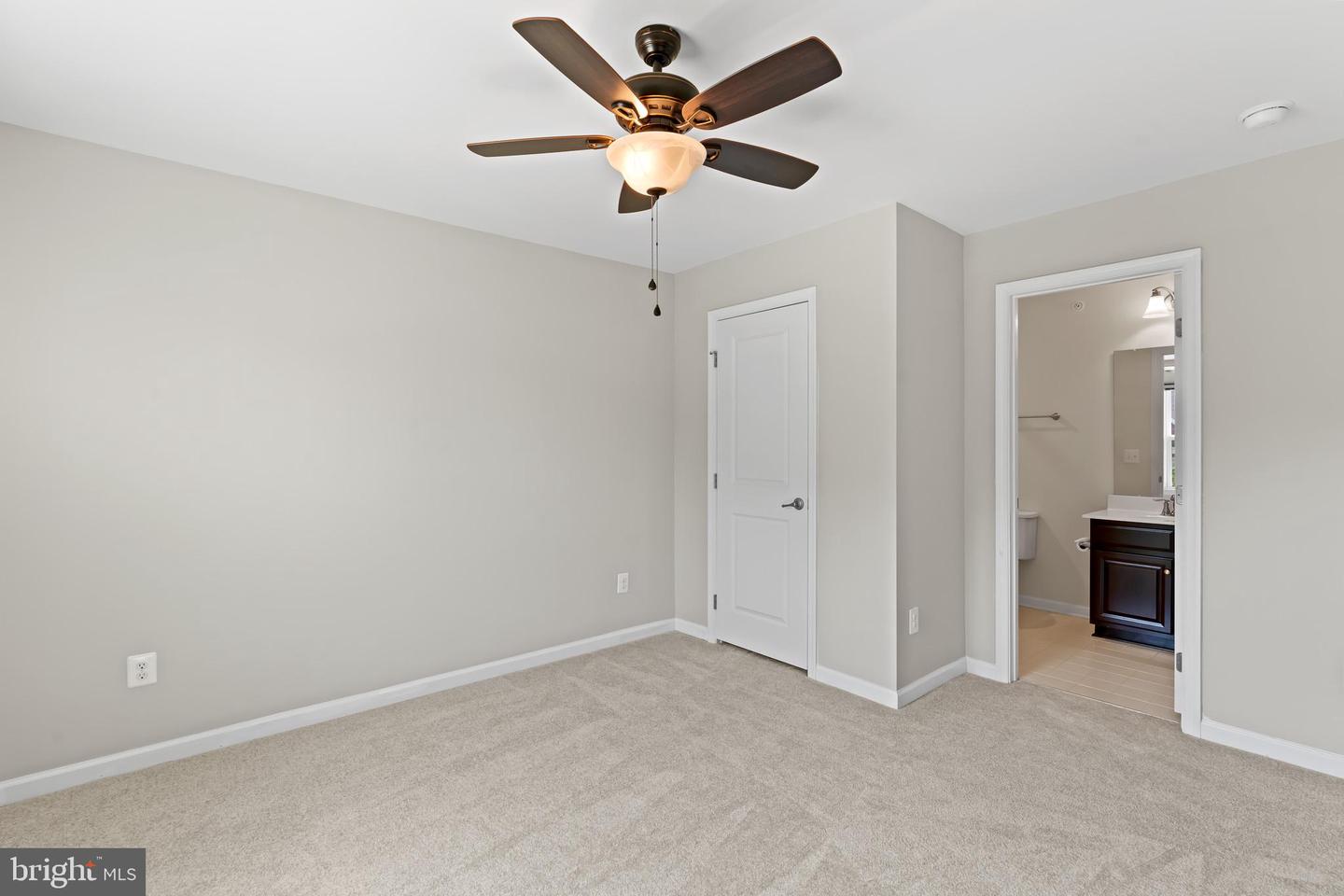 2307 SWEET PEPPERBRUSH LOOP, DUMFRIES, Virginia 22026, 4 Bedrooms Bedrooms, ,4 BathroomsBathrooms,Residential,For sale,2307 SWEET PEPPERBRUSH LOOP,VAPW2098178 MLS # VAPW2098178
