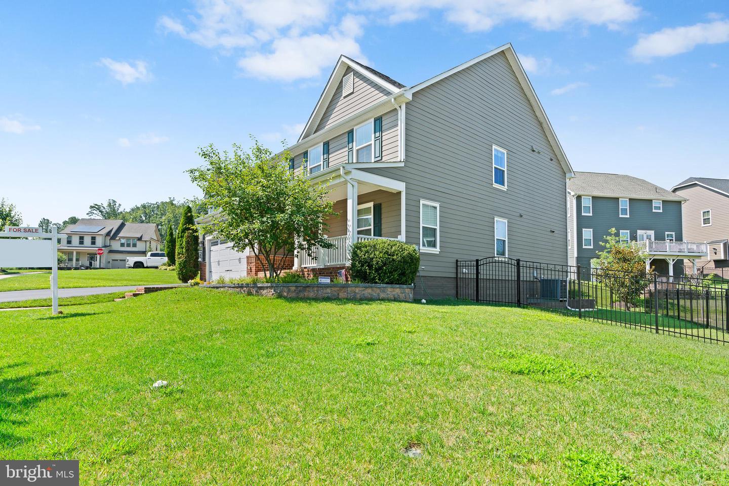 2307 SWEET PEPPERBRUSH LOOP, DUMFRIES, Virginia 22026, 4 Bedrooms Bedrooms, ,4 BathroomsBathrooms,Residential,For sale,2307 SWEET PEPPERBRUSH LOOP,VAPW2098178 MLS # VAPW2098178