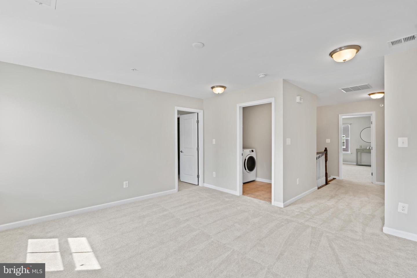 2307 SWEET PEPPERBRUSH LOOP, DUMFRIES, Virginia 22026, 4 Bedrooms Bedrooms, ,4 BathroomsBathrooms,Residential,For sale,2307 SWEET PEPPERBRUSH LOOP,VAPW2098178 MLS # VAPW2098178