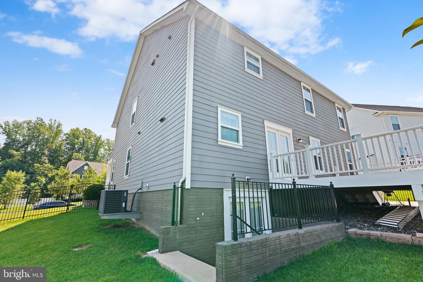 2307 SWEET PEPPERBRUSH LOOP, DUMFRIES, Virginia 22026, 4 Bedrooms Bedrooms, ,4 BathroomsBathrooms,Residential,For sale,2307 SWEET PEPPERBRUSH LOOP,VAPW2098178 MLS # VAPW2098178