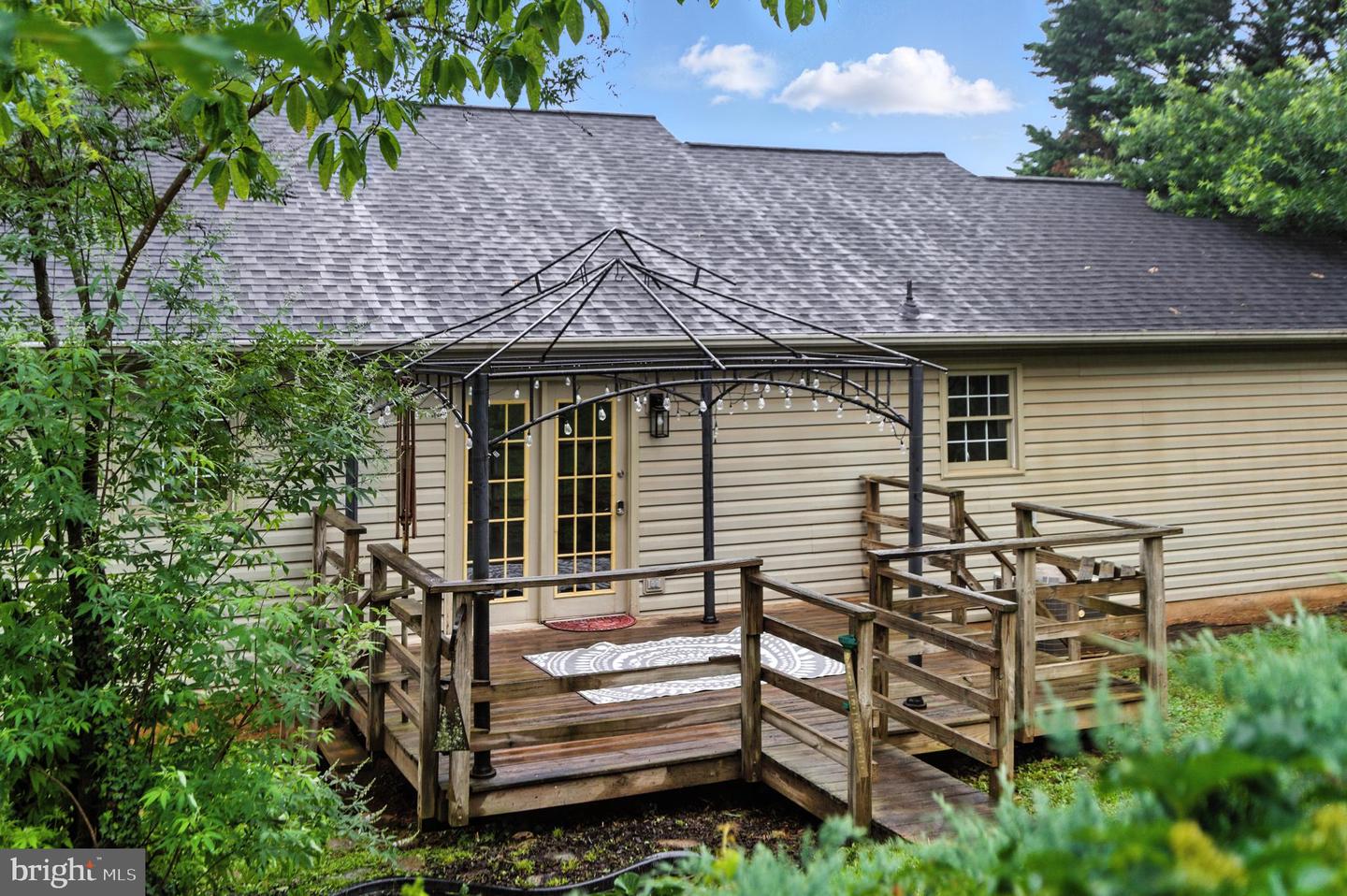 295 JACKSON ST, WARRENTON, Virginia 20186, 3 Bedrooms Bedrooms, ,2 BathroomsBathrooms,Residential,For sale,295 JACKSON ST,VAFQ2017240 MLS # VAFQ2017240