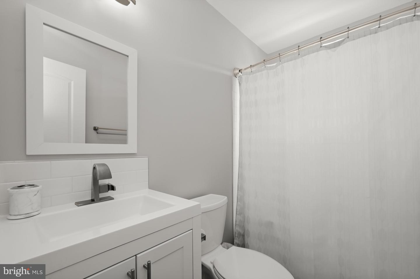 4424 1ST PL NE #31, WASHINGTON, District Of Columbia 20011, 1 Bedroom Bedrooms, ,1 BathroomBathrooms,Residential,For sale,4424 1ST PL NE #31,DCDC2208404 MLS # DCDC2208404
