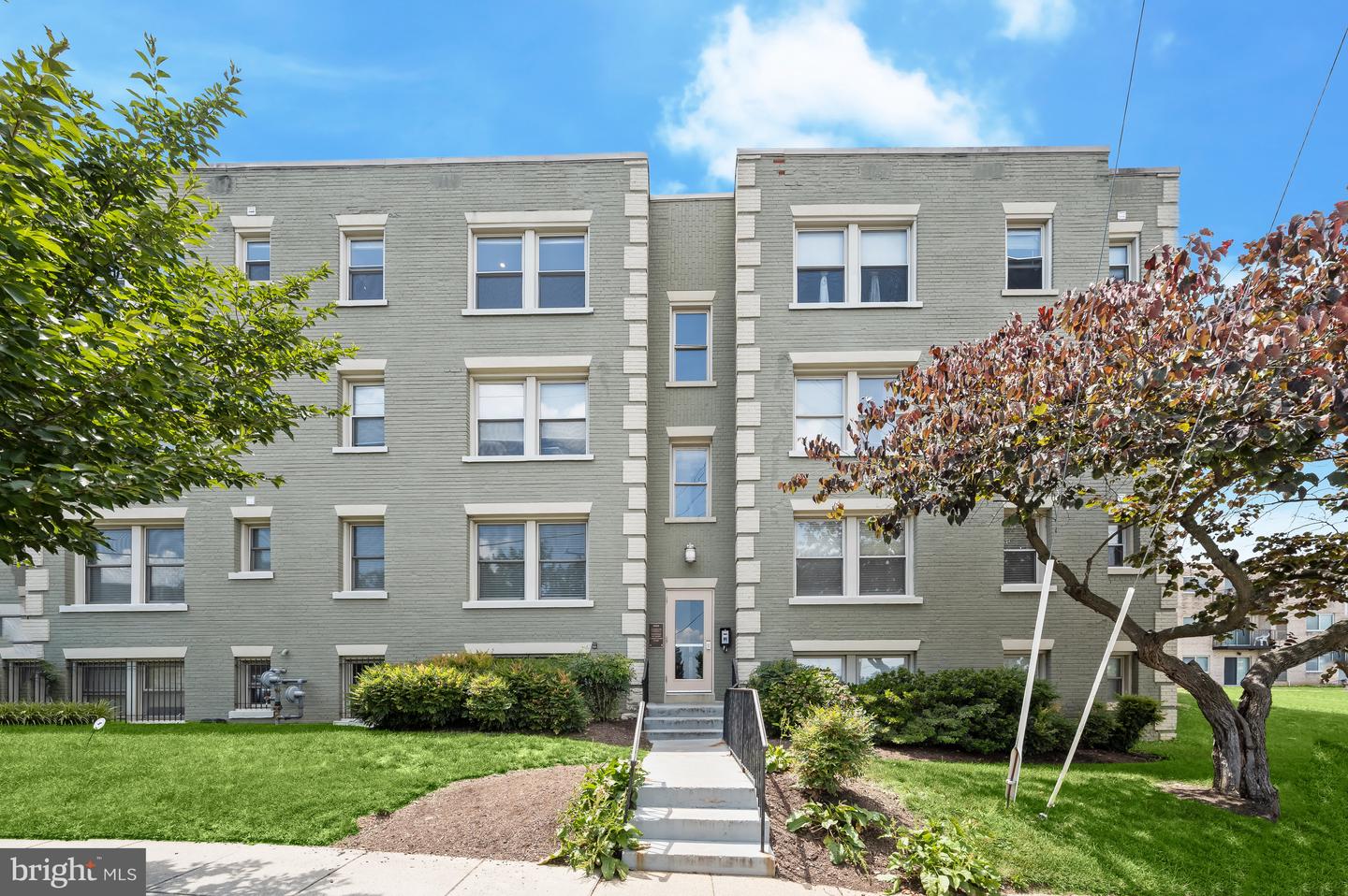 4424 1ST PL NE #31, WASHINGTON, District Of Columbia 20011, 1 Bedroom Bedrooms, ,1 BathroomBathrooms,Residential,For sale,4424 1ST PL NE #31,DCDC2208404 MLS # DCDC2208404
