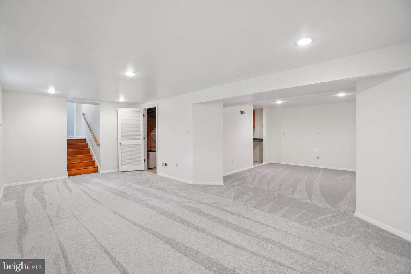 4700 TWINBROOK RD, FAIRFAX, Virginia 22032, 5 Bedrooms Bedrooms, ,3 BathroomsBathrooms,Residential,For sale,4700 TWINBROOK RD,VAFX2252676 MLS # VAFX2252676