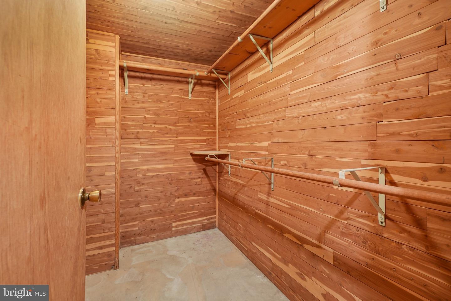 4700 TWINBROOK RD, FAIRFAX, Virginia 22032, 5 Bedrooms Bedrooms, ,3 BathroomsBathrooms,Residential,For sale,4700 TWINBROOK RD,VAFX2252676 MLS # VAFX2252676