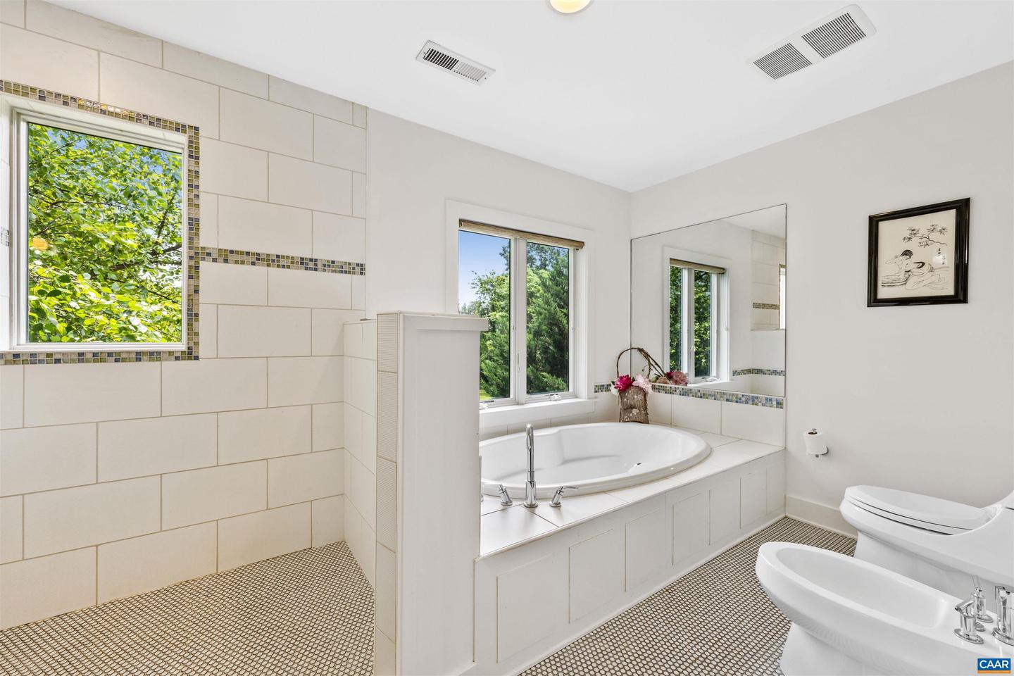 7520 & 7522 GREENWOOD STATION RD, GREENWOOD, Virginia 22943, 5 Bedrooms Bedrooms, ,4 BathroomsBathrooms,Residential,For sale,7520 & 7522 GREENWOOD STATION RD,666270 MLS # 666270