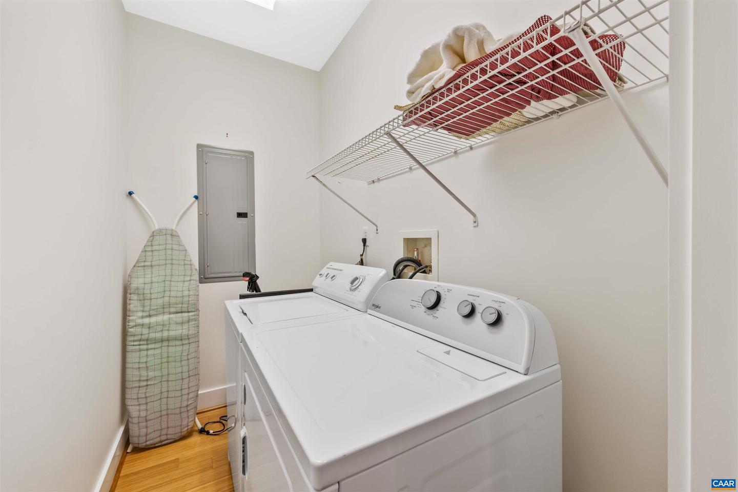7520 & 7522 GREENWOOD STATION RD, GREENWOOD, Virginia 22943, 5 Bedrooms Bedrooms, ,4 BathroomsBathrooms,Residential,For sale,7520 & 7522 GREENWOOD STATION RD,666270 MLS # 666270